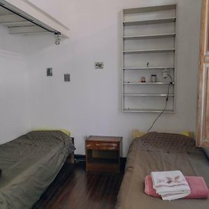 Habitación con 2 Camas Individuales